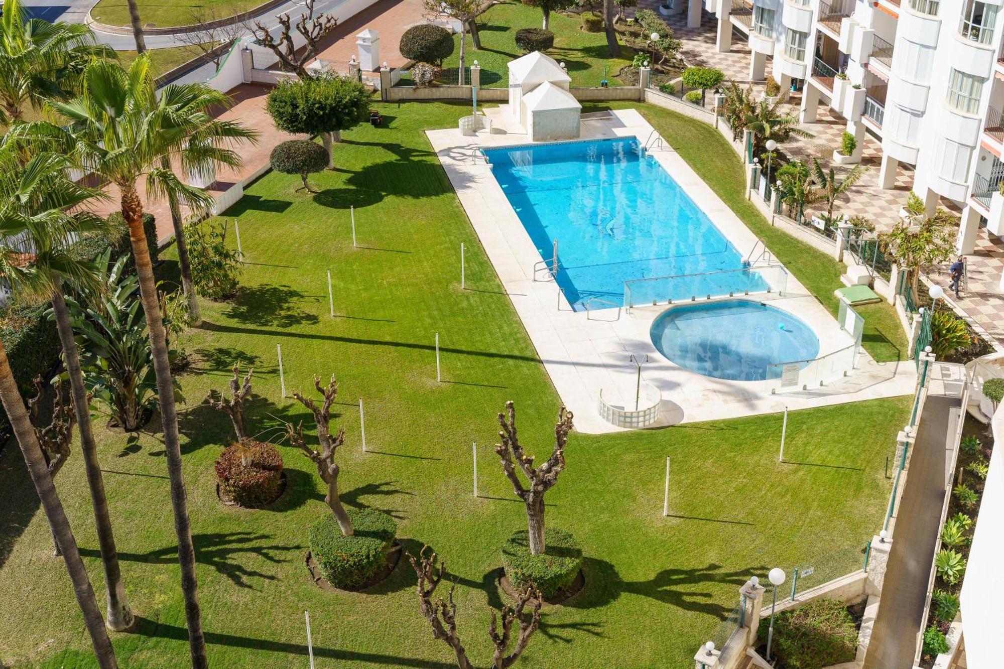 Apartamento Lance Del Sol Фуэнхирола Экстерьер фото
